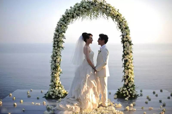 宋仲基宋慧乔巴厘岛一起坐车,宋仲基宋慧乔婚纱照在哪里拍的