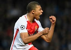 英超足球报纸,英超足球比赛新闻评论