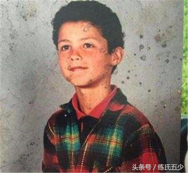 C罗，从一无所有的贫困少年到名满天下的世界足坛第一人的艰辛励志路：莫欺少年穷，苦难只会让我更强大