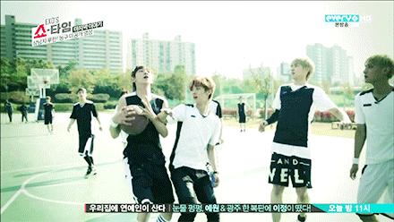 鹿晗打篮球集锦,鹿晗巅峰时期有多夸张打篮球