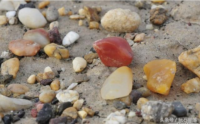这种石头非常稀少,原来的石头有这么多的价值