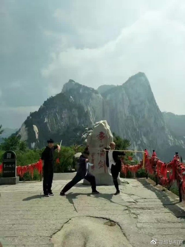 中国拳王一龙ko播求视频,武僧一龙vs播求ko