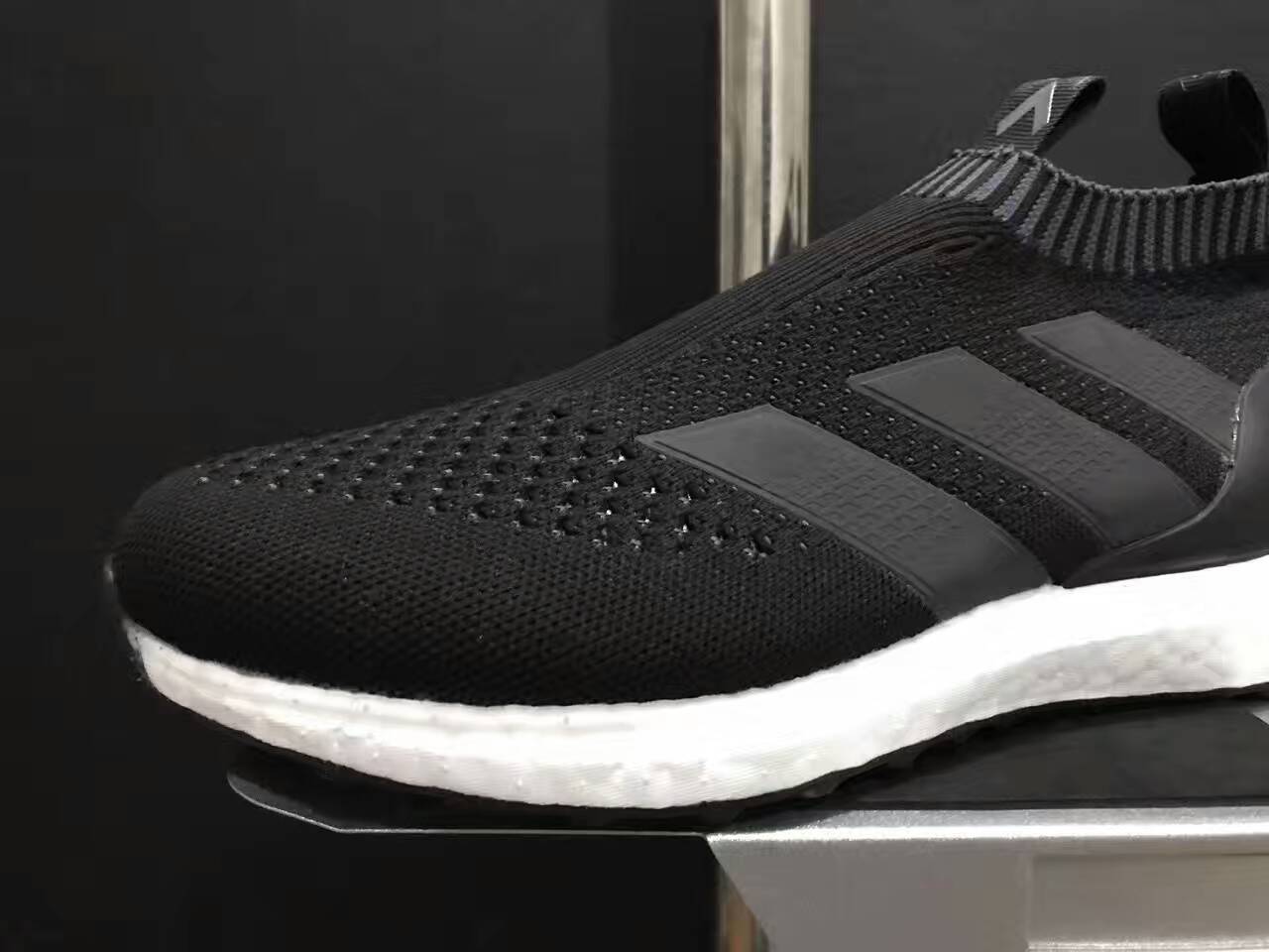 阿迪达斯boost跑鞋贝克汉姆,adidasace16.3足球鞋