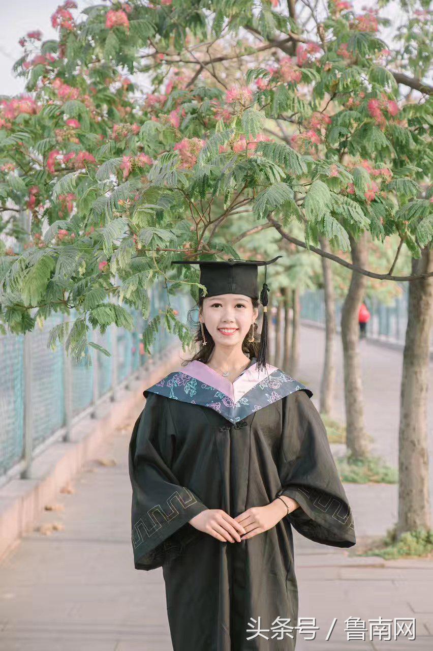 大学啦啦操建议选吗,大学啦啦操个人剧目