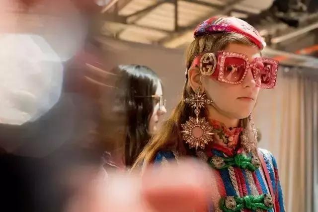 代购gucci羽绒服,gucci正品代购