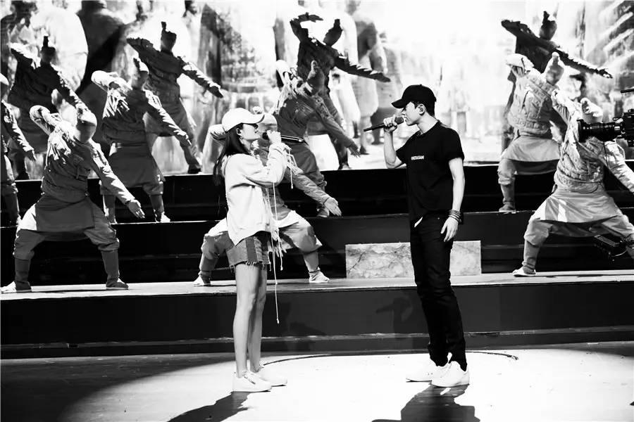 谢娜张杰最新情况,张杰被黑高能版就是爱