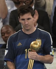 足球场上的绝代双骄梅西,足球绝代双骄视频