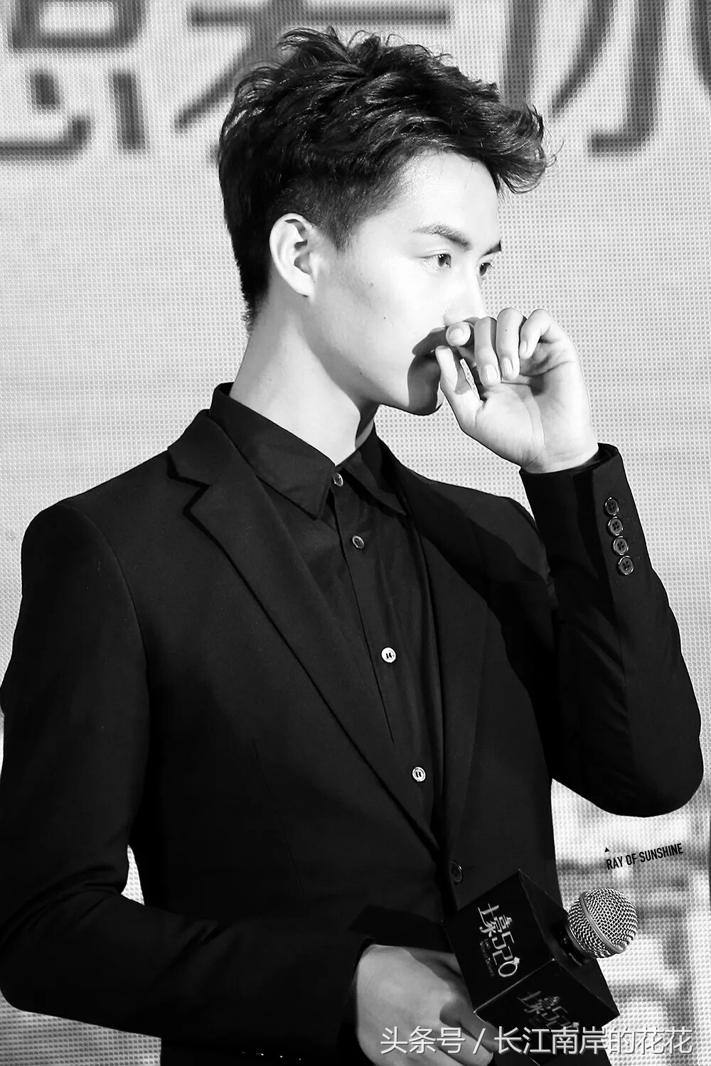 黄磊深夜食堂酸菜牛肉面,黄磊深夜食堂招待客人