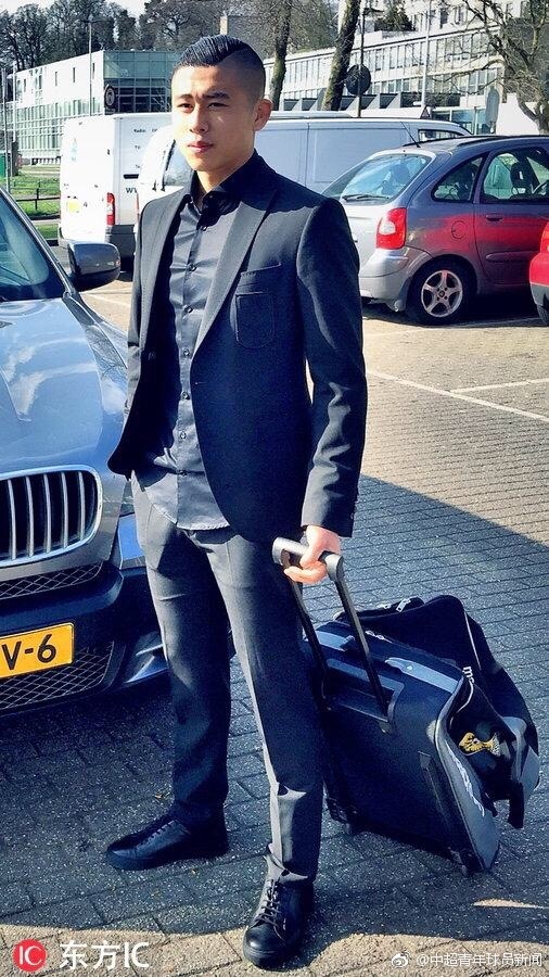 张玉宁加盟英超西布朗获官宣,张玉宁转会西布朗转会费