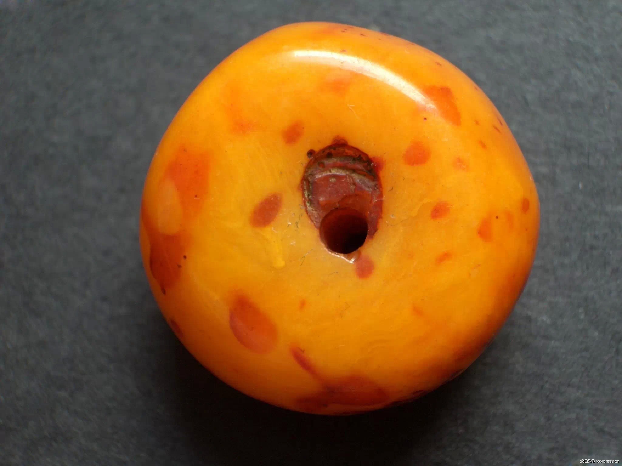 天然琥珀蜜蜡原石鉴定方法,济南琥珀蜜蜡检测鉴定