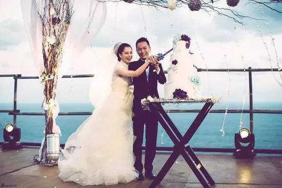 宋仲基宋慧乔巴厘岛一起坐车,宋仲基宋慧乔婚纱照在哪里拍的