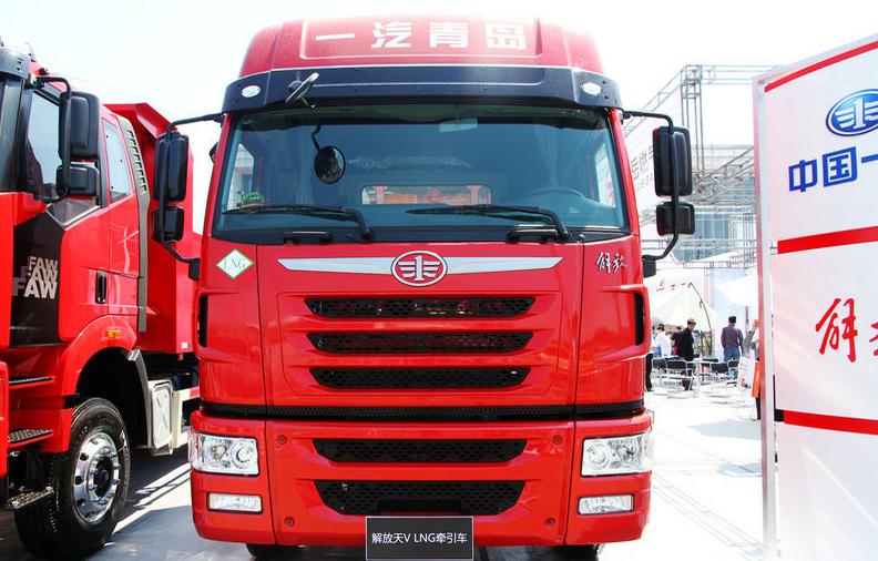 解放天v燃气牵引车最新款,解放天v牵引车天然气