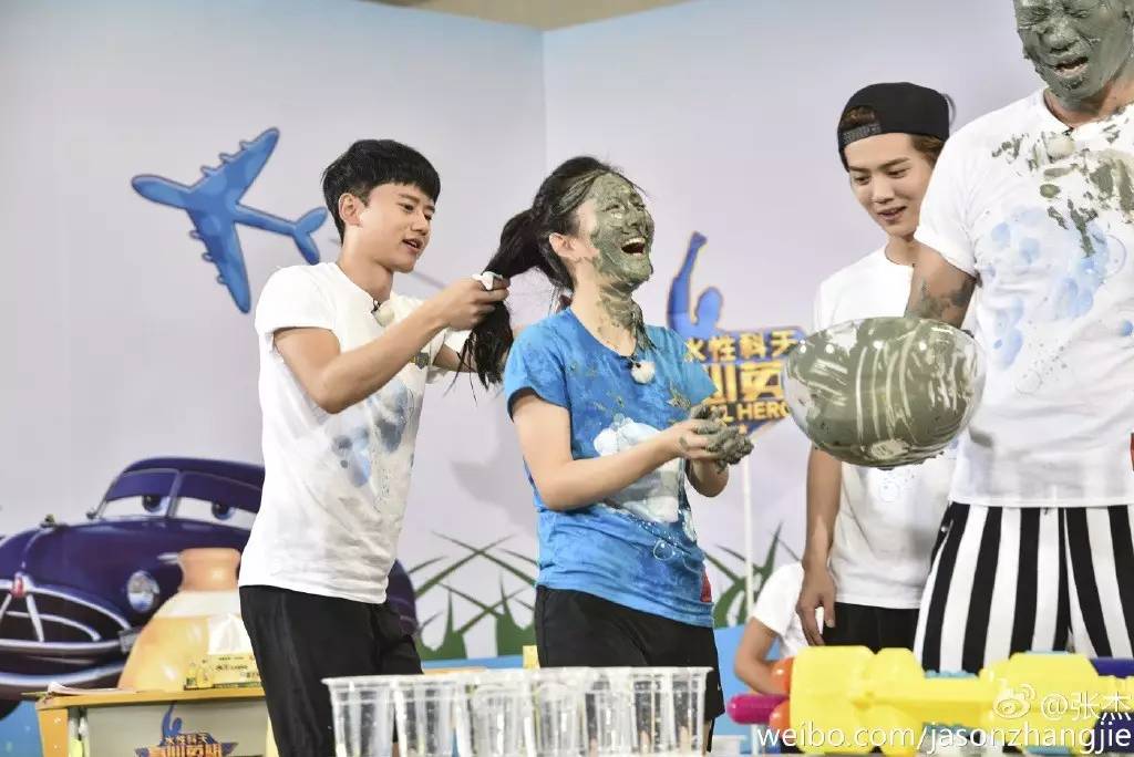 谢娜张杰最新情况,张杰被黑高能版就是爱