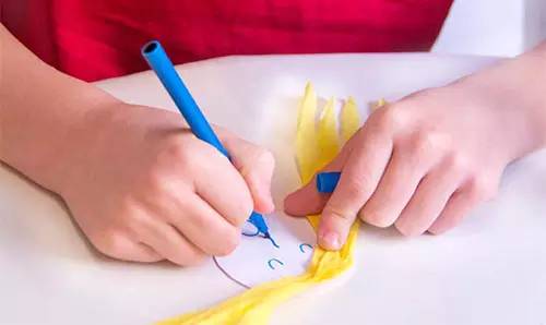 幼儿园卡纸夏日手工简单又漂亮,幼儿园简单创意卡纸手工