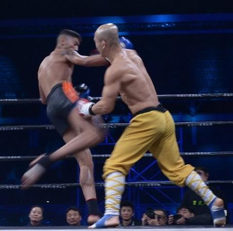 一龙秒杀泰森视频,一龙暴揍日本选手