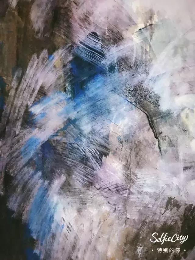 东方彩墨·何雨春56个民族作品—《仫佬姑娘去走坡》