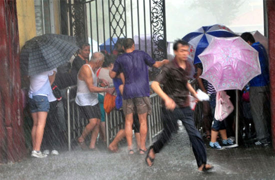 云南普洱市雨季气候潮湿吗,云南普洱现在下雨吗