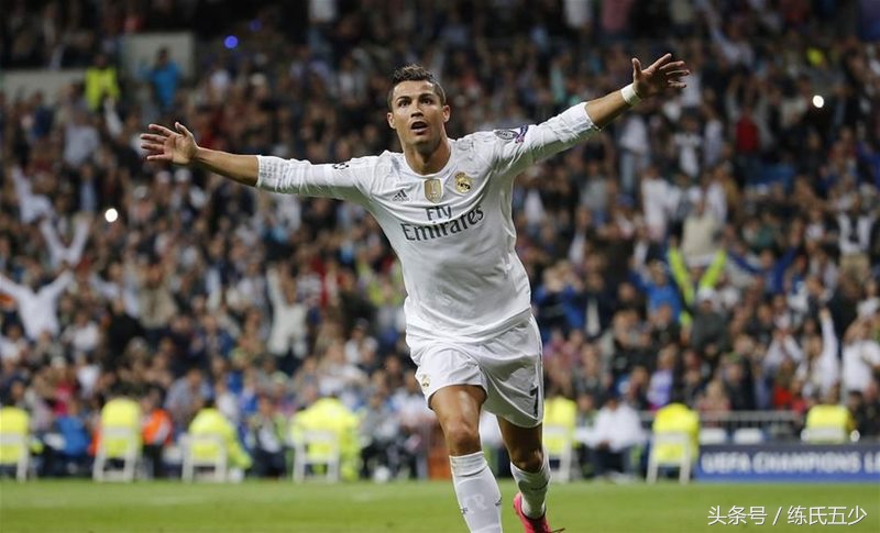 C罗，从一无所有的贫困少年到名满天下的世界足坛第一人的艰辛励志路：莫欺少年穷，苦难只会让我更强大