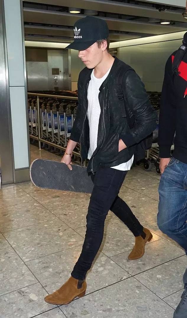 男士必备的经典靴子,现在潮流的男士靴子