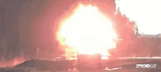 电磁炮战列舰vs航母,激光炮和电磁炮能复兴战列舰吗