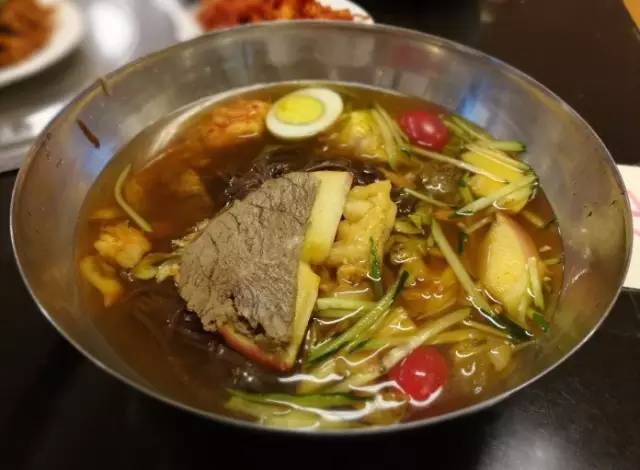 凉皮凉面什么地方的好吃,凉皮凉面哪里最好吃