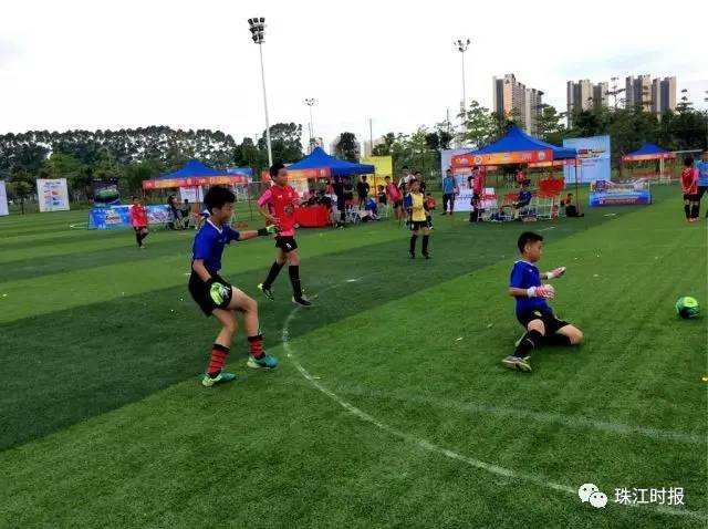 他们是佛山的足球英雄！就在你我身边，大多你都认识！