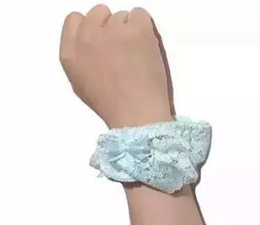 如何用内裤扎头发,用内裤扎头发教程