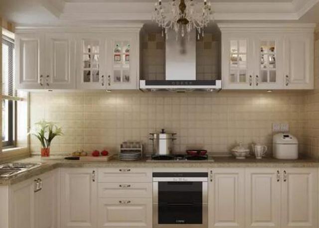 厨房装修用哪种柜子最好,厨房装修柜子如何省钱实用