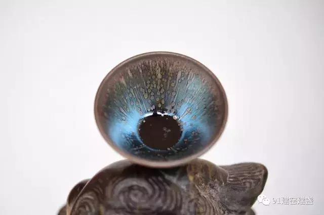 建盏的功效与作用禁忌,建盏茶具功效与作用