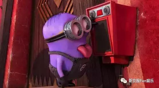 小黄人神偷奶爸3讲解,神偷奶爸3小黄人搞笑操作