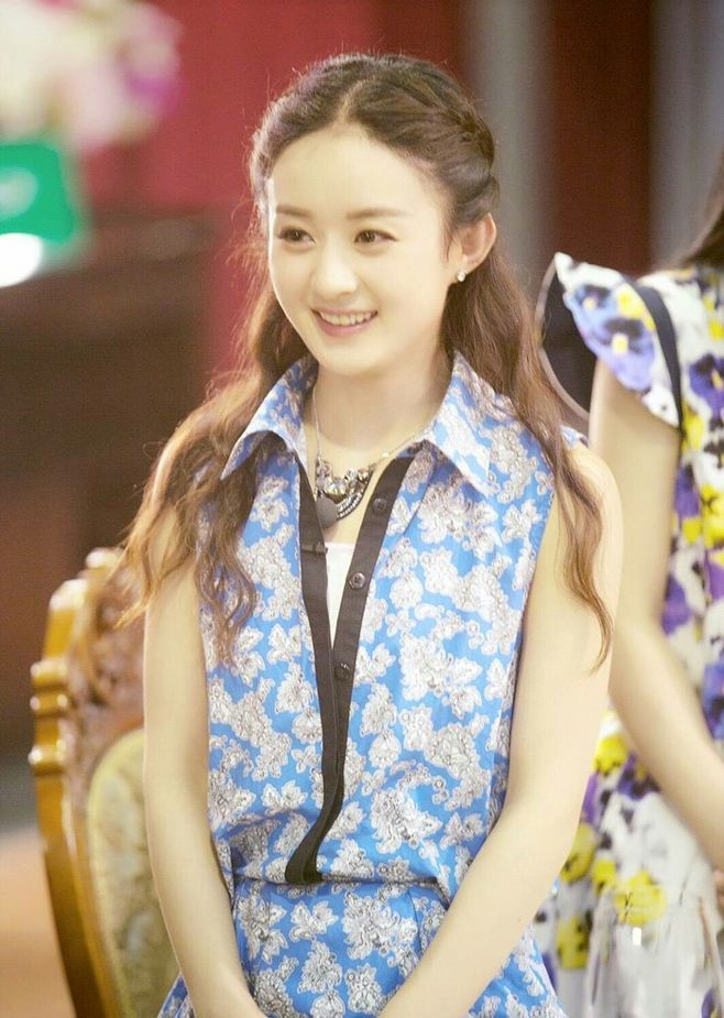 赵丽颖有种岁月沉淀之后的优雅,赵丽颖默默努力惊艳所有人