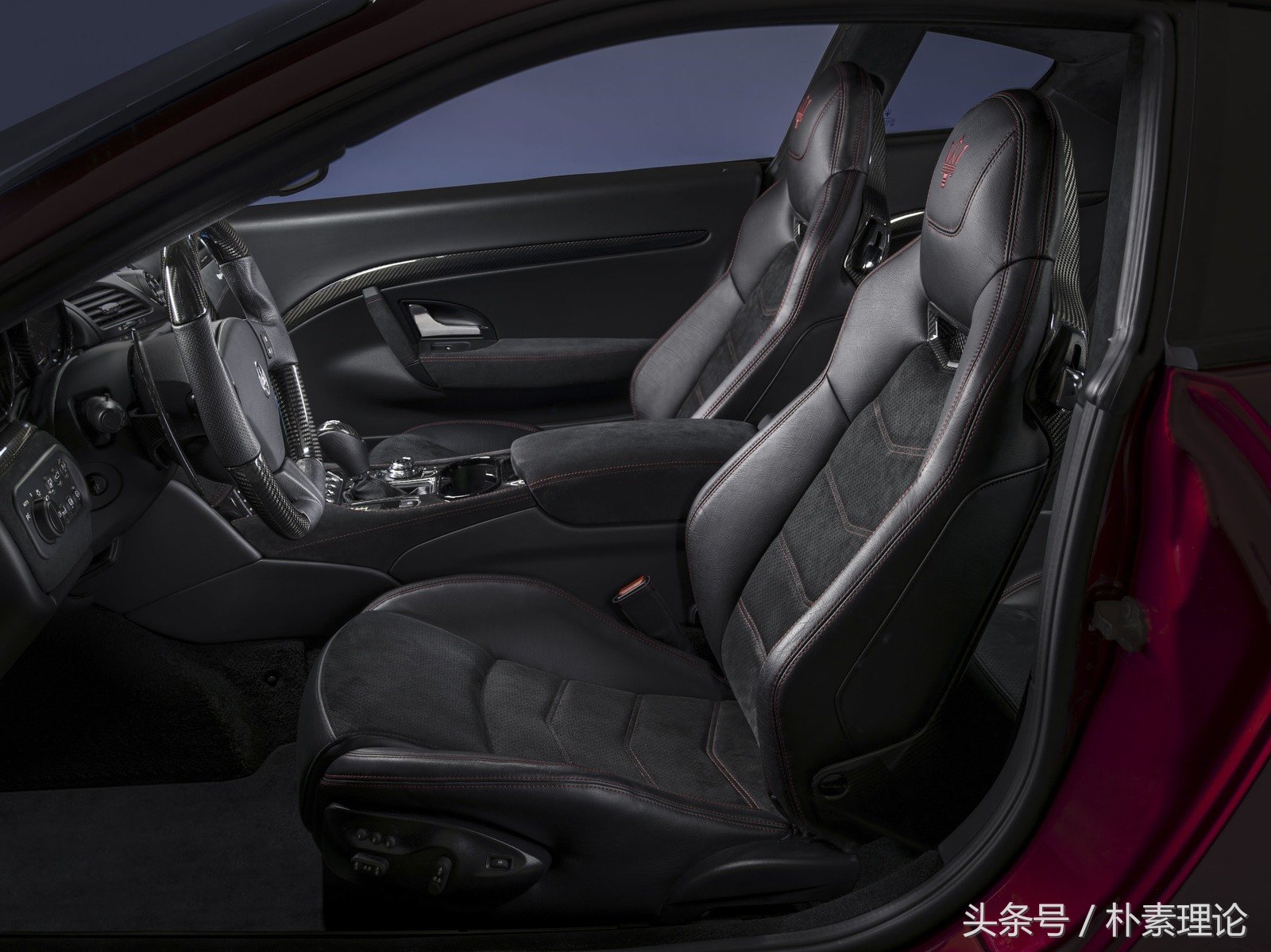 玛莎拉蒂历史上第1款4座敞篷跑车,玛莎拉蒂能否复兴超豪华跑车