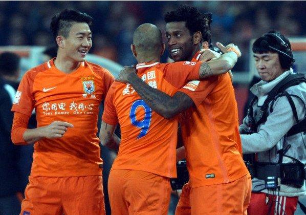 鲁能9号传奇,水塔到塔神