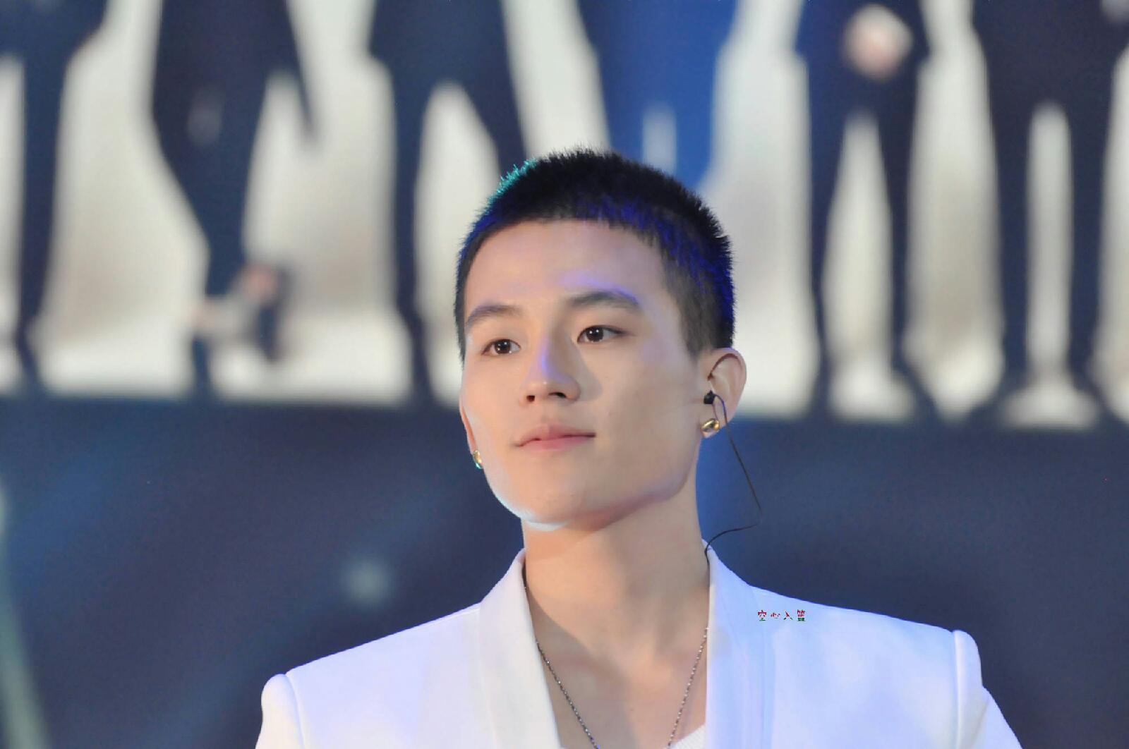 青禾男高欧豪怎么混起来的,欧豪青禾男高男二