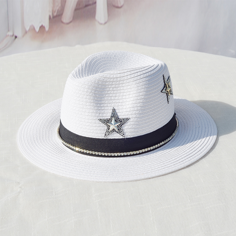 蓝色草帽海边度假,玩转海边度假风