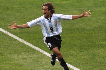 足球明星谁有独狼称号,世界足球巨星外号大全