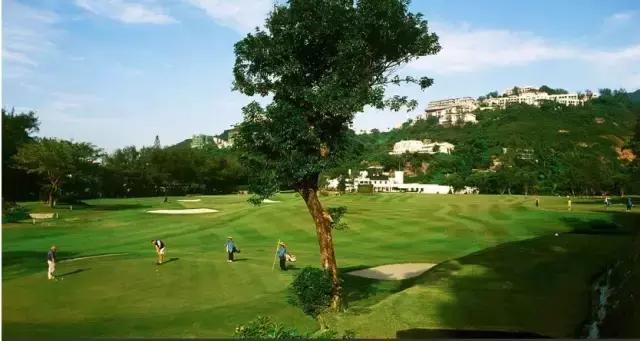 近看殖民地时期香港的私人会所，把玩各种“闲人免进”的私密与尊贵