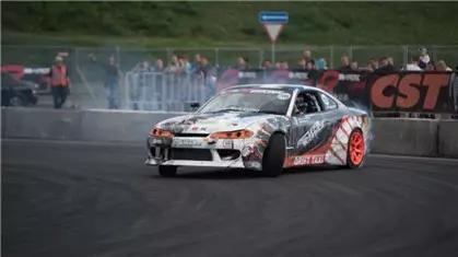 英语时间｜那些与驾车相关的习语