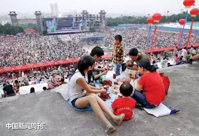 小龙虾，我们走！200亿只小龙虾的饕餮之旅