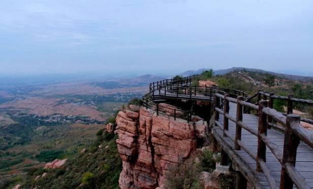 一个清凉避暑的好去处,清凉避暑好去处白天玩不了晚上来