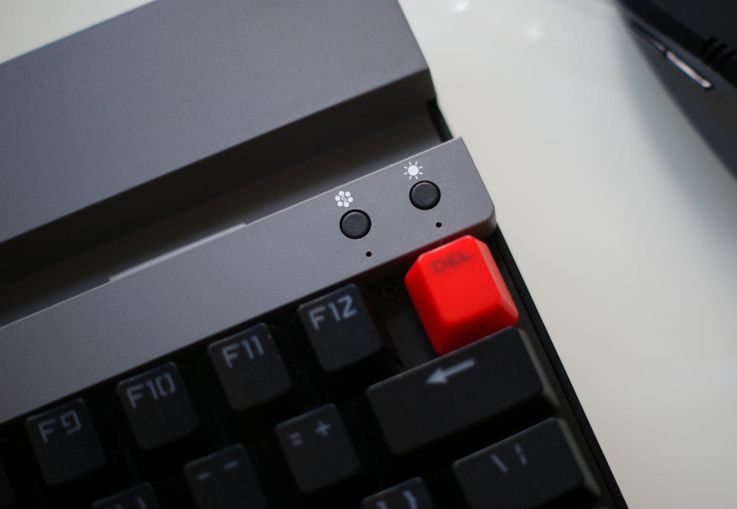 “一对多”的畅快体验——佰思川MK75+无线双模机械键鼠套装体验