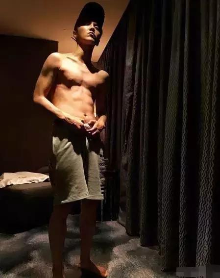 鹿晗迪丽热巴与鹿晗乔欣对比,鹿晗乔欣和鹿晗热巴