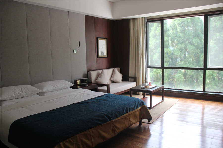 黄山温泉度假酒店泡温泉推荐,黄山脚下温泉旅游攻略