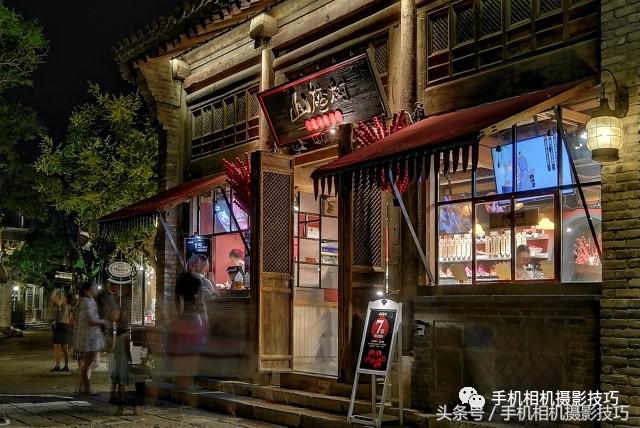 拍夜景，有两大门槛相机都跨越不过去，手机却能
