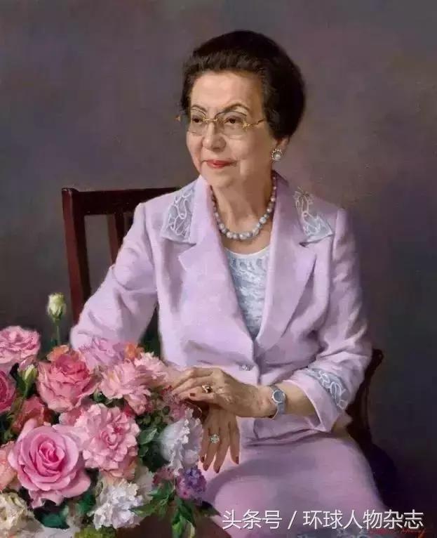 前景不利，后院失火，最近安倍过得很闹心，都是因为这两个女人