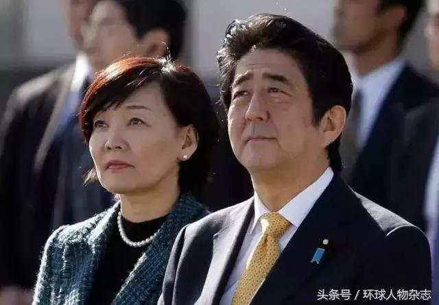 前景不利，后院失火，最近安倍过得很闹心，都是因为这两个女人