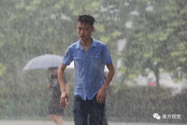 暴雨加高温预警是要下开水吗,高温暴雨双预警来袭