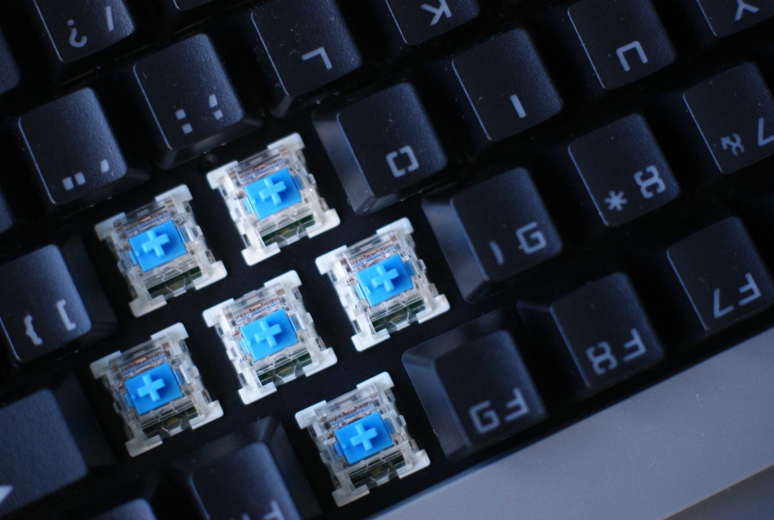 “一对多”的畅快体验——佰思川MK75+无线双模机械键鼠套装体验