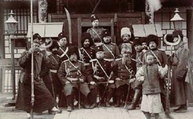 八国联军杀害无辜民众,八国联军烧杀抢掠视频