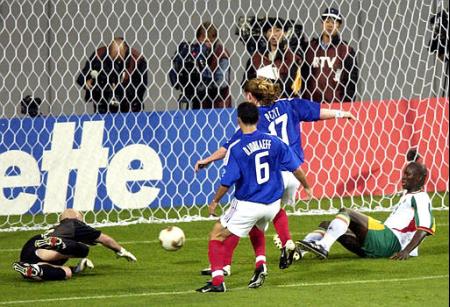 足坛十大惨案拜仁8比2巴萨,皇马惨案曼联